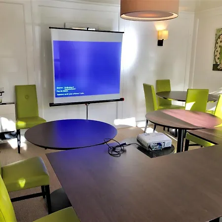 호텔 La Mascotte 3*